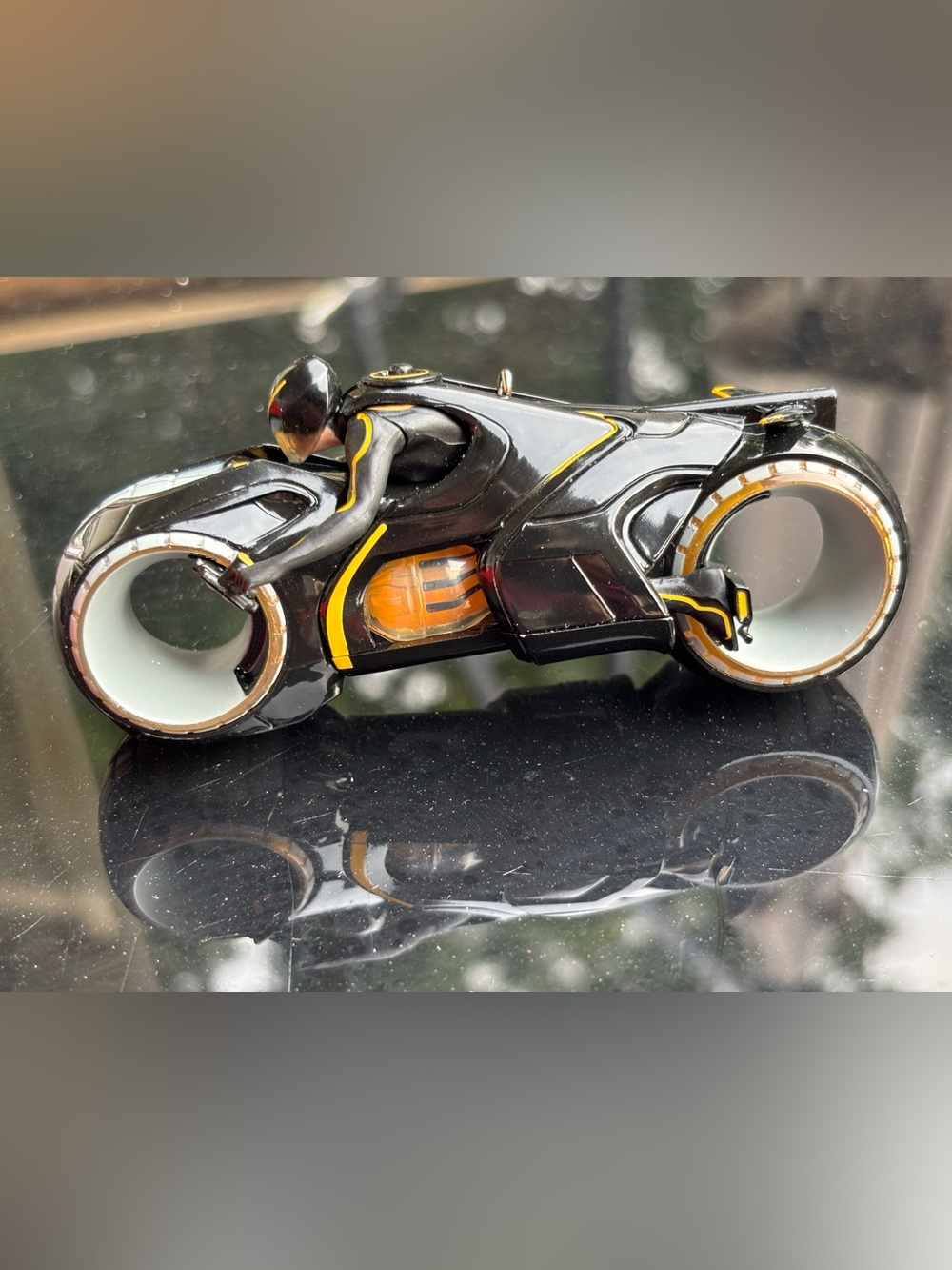 2011 Hallmark Keepsake Disney Tron Legacy CLU's Light Cycle Magic Ornament